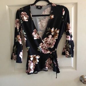 Blouse, 92% polyester, 8% spandex